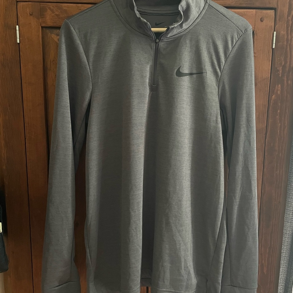 Nike Gray Long Sleeve Pullover